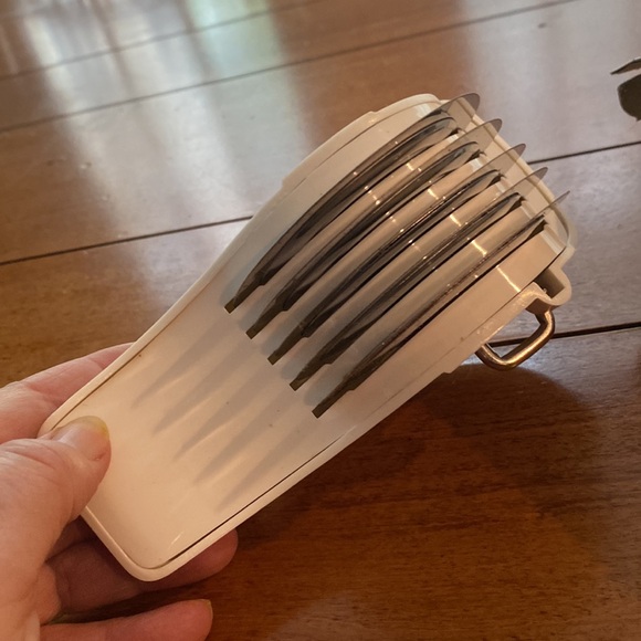 Never been used - Rolling Slicer by Emson. Vintage piece! - Picture 3 of 6